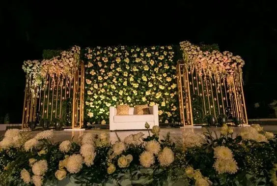 White floral reception backdrop at The Jio Garden, Mumbai